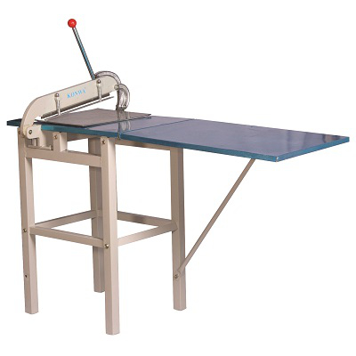 KW-628 Toothed Cutter Complete with Table & Stand